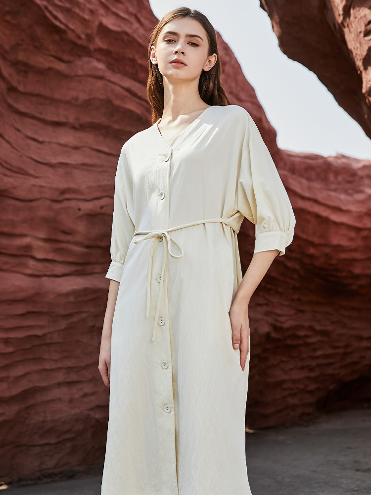 右立方女装品牌新品