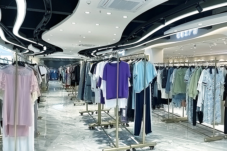 右立方店铺展示